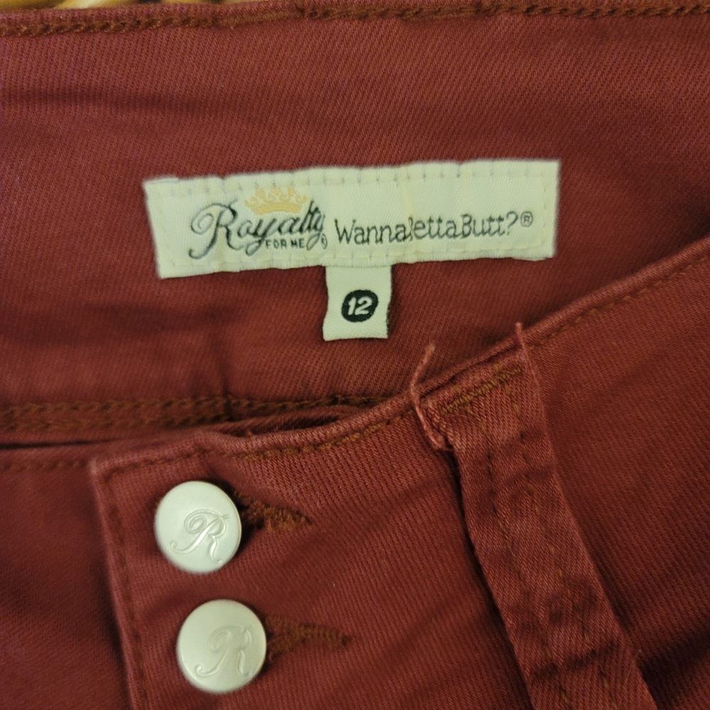 Royalty What a Butt chopped jeans